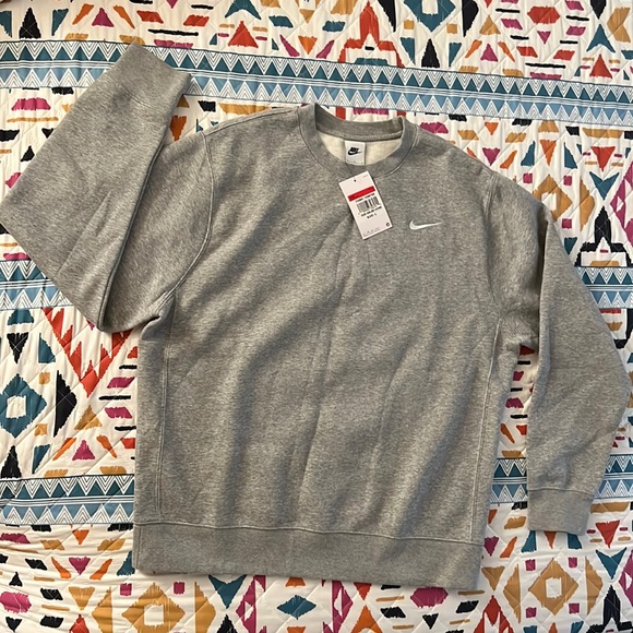 !SOLD! Nike mens crew neck sweater! LARGE! - Picture 4 of 7